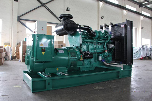 顺城320kw康明斯柴油发电车出租组图片 顺城320kw康明斯柴油发电车出租组图片